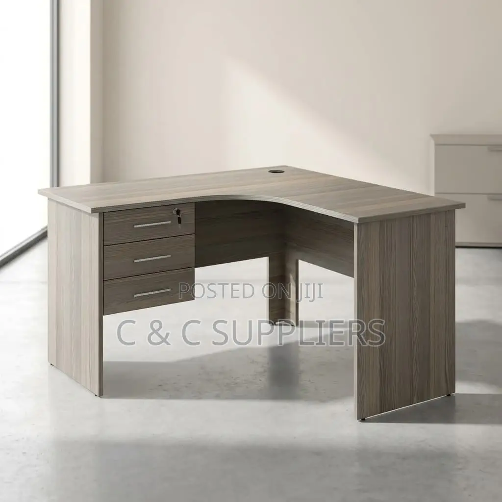 Curved Home Work Desk-1.2 Meter's