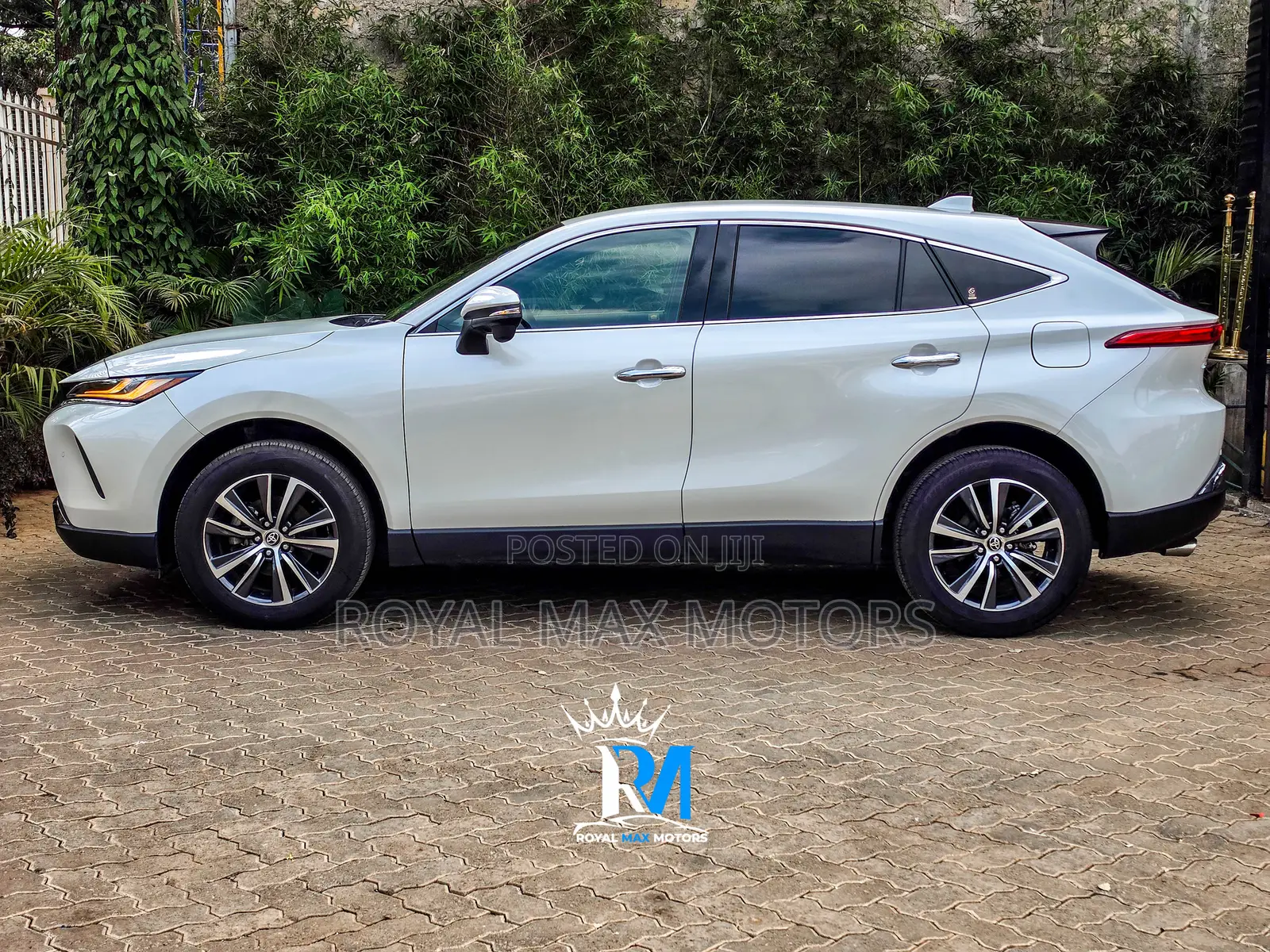 Toyota Harrier 2020 White