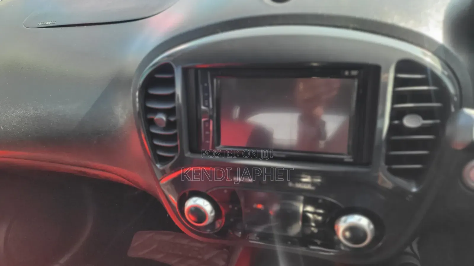 Nissan Juke SV AWD 2012 Gold