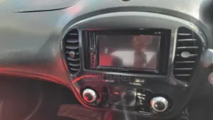 Nissan Juke SV AWD 2012 Gold
