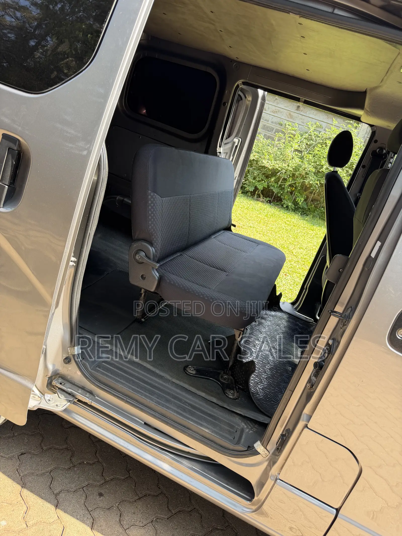 Nissan NV200 2015 Gray