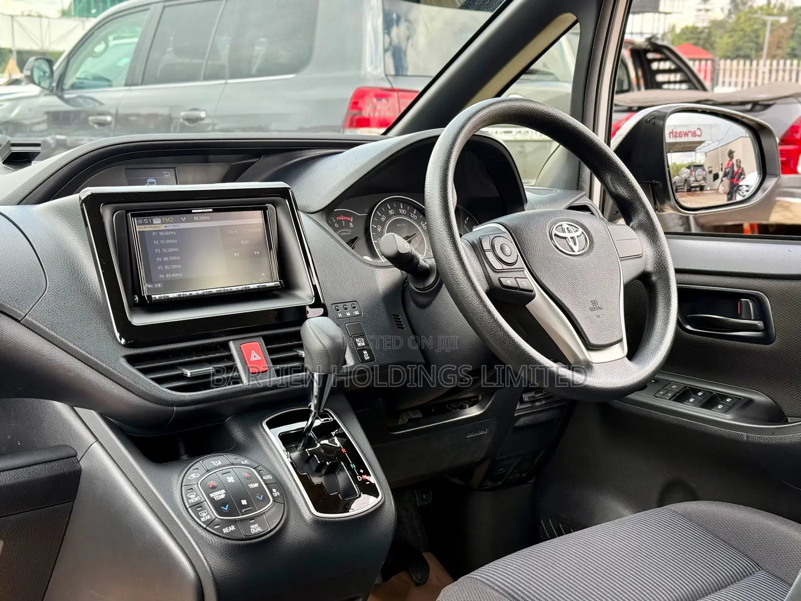 Toyota Noah 2.0 FWD (7 Seater) 2019
