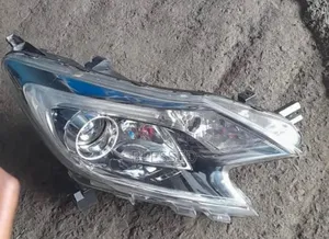 Nissan Note 2018 Headlight