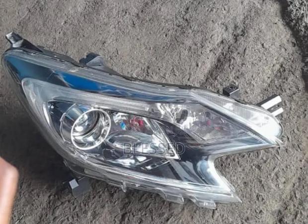 Nissan Note 2018 Headlight - thumbnail 2