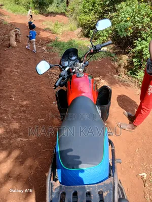 Bajaj Boxer 150 UG 2020 Red