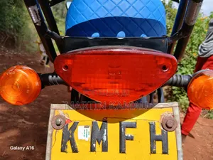 Bajaj Boxer 150 UG 2020 Red