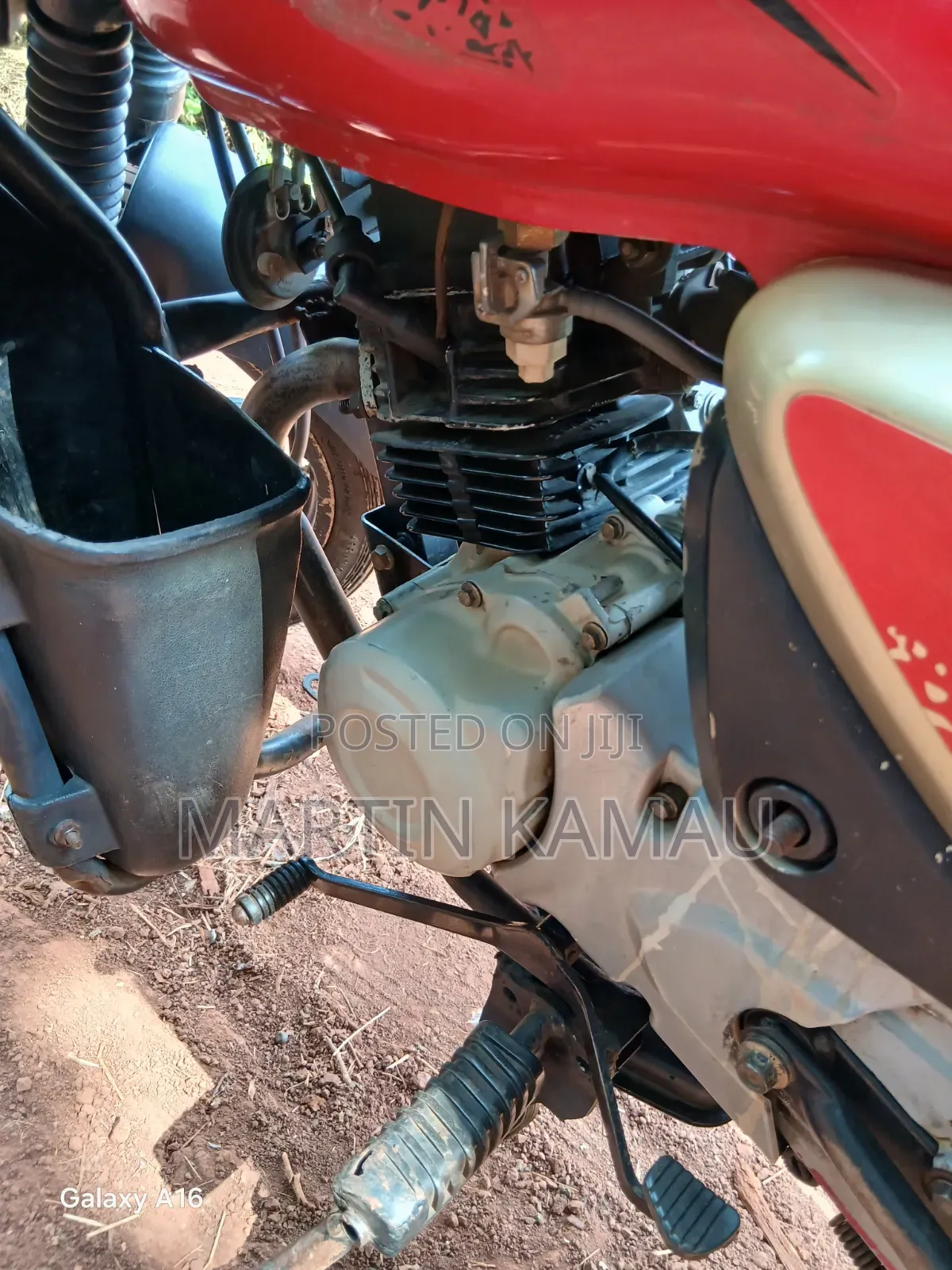 Bajaj Boxer 150 UG 2020 Red