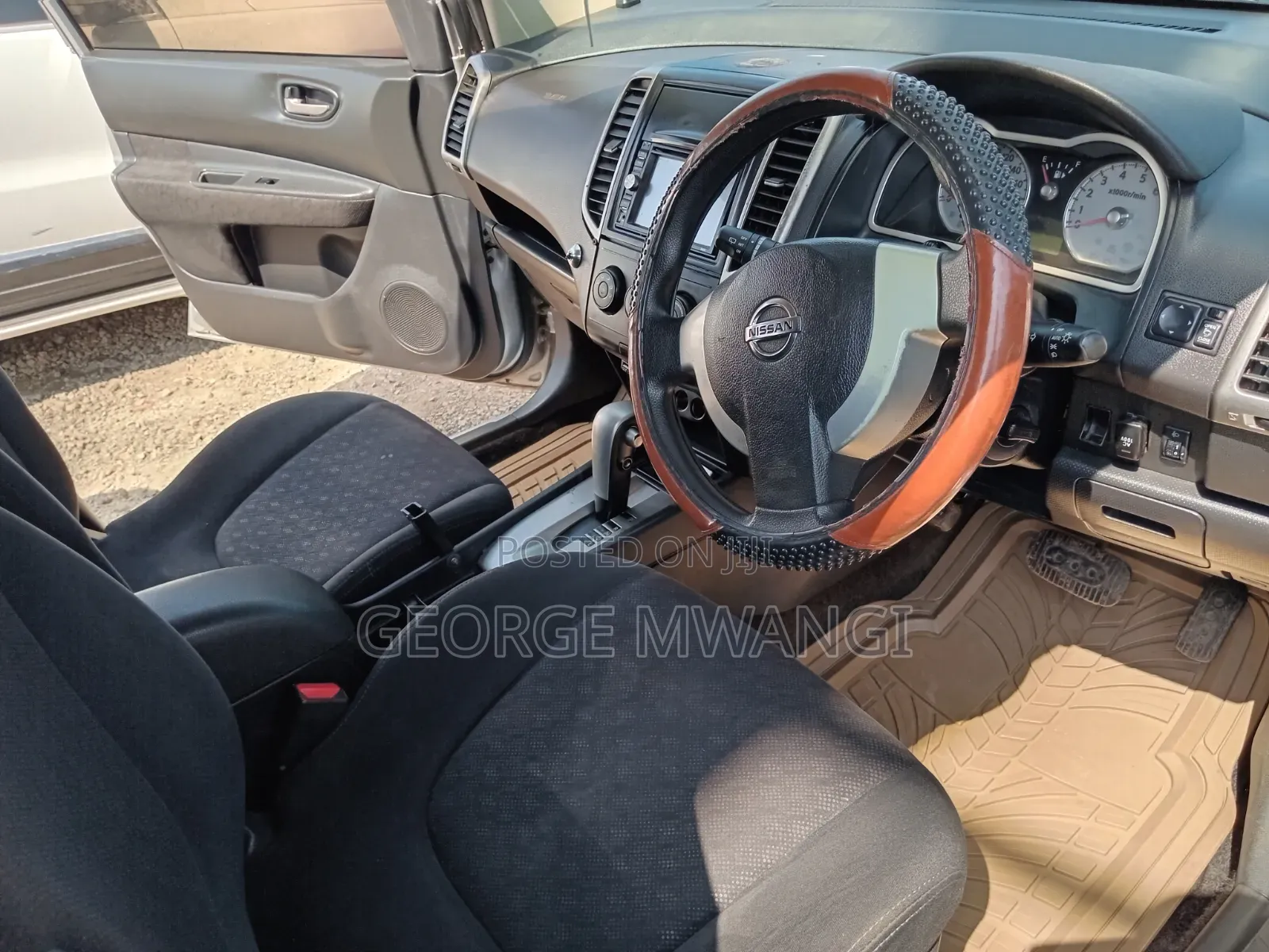 Nissan Wingroad 2014 Silver