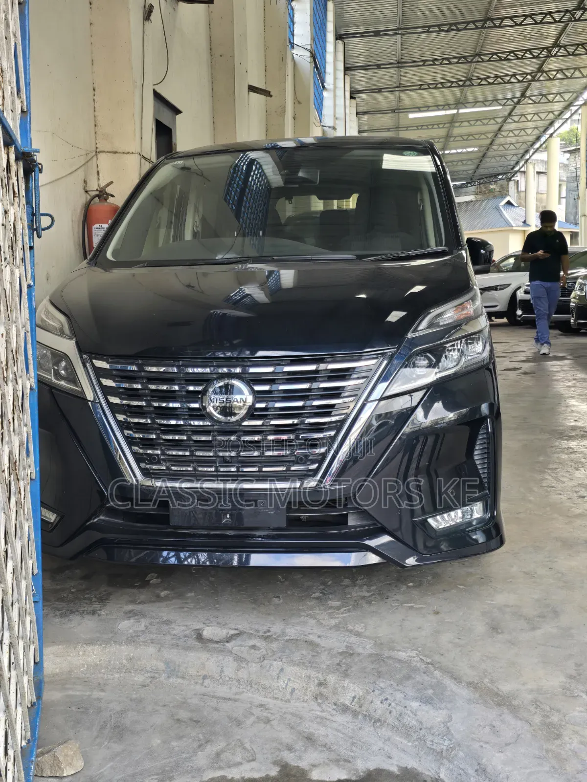 Nissan Serena 2021 Black