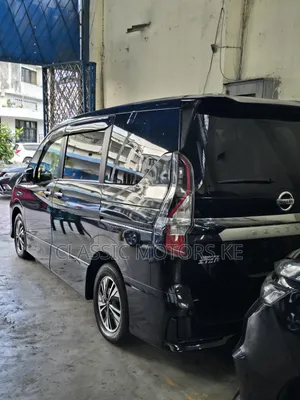 Nissan Serena 2021 Black