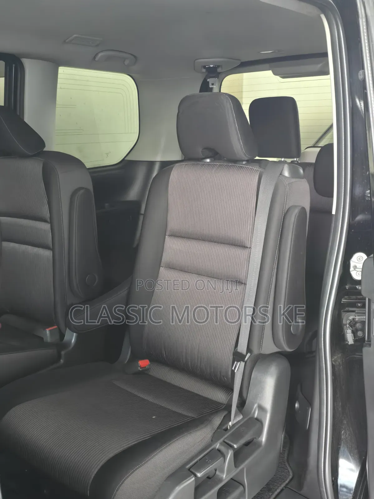 Nissan Serena 2021 Black