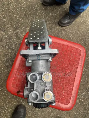 Fuso Fi Old Model Foot Brake