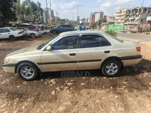 Toyota Corona Premio 2000 Gold