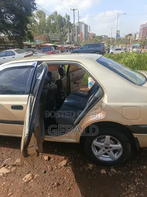 Toyota Corona Premio 2000 Gold