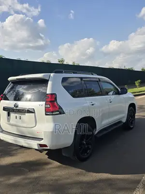 Toyota Land Cruiser Prado 2.8 2020 White