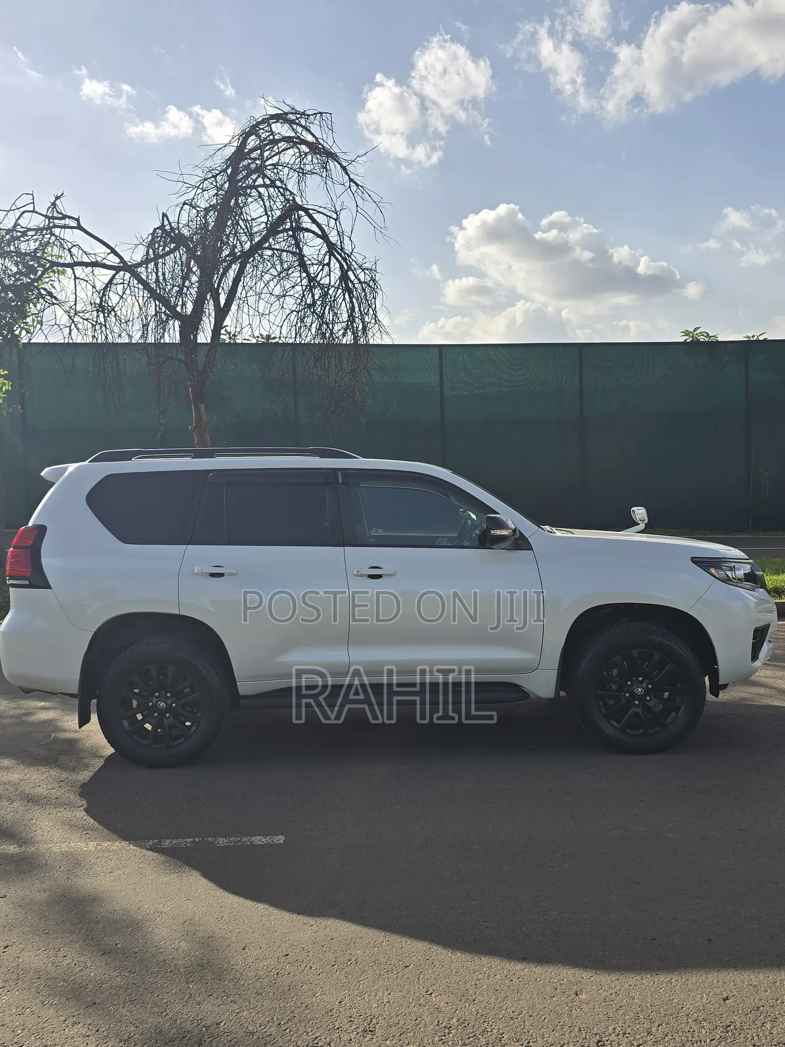 Toyota Land Cruiser Prado 2.8 2020 White