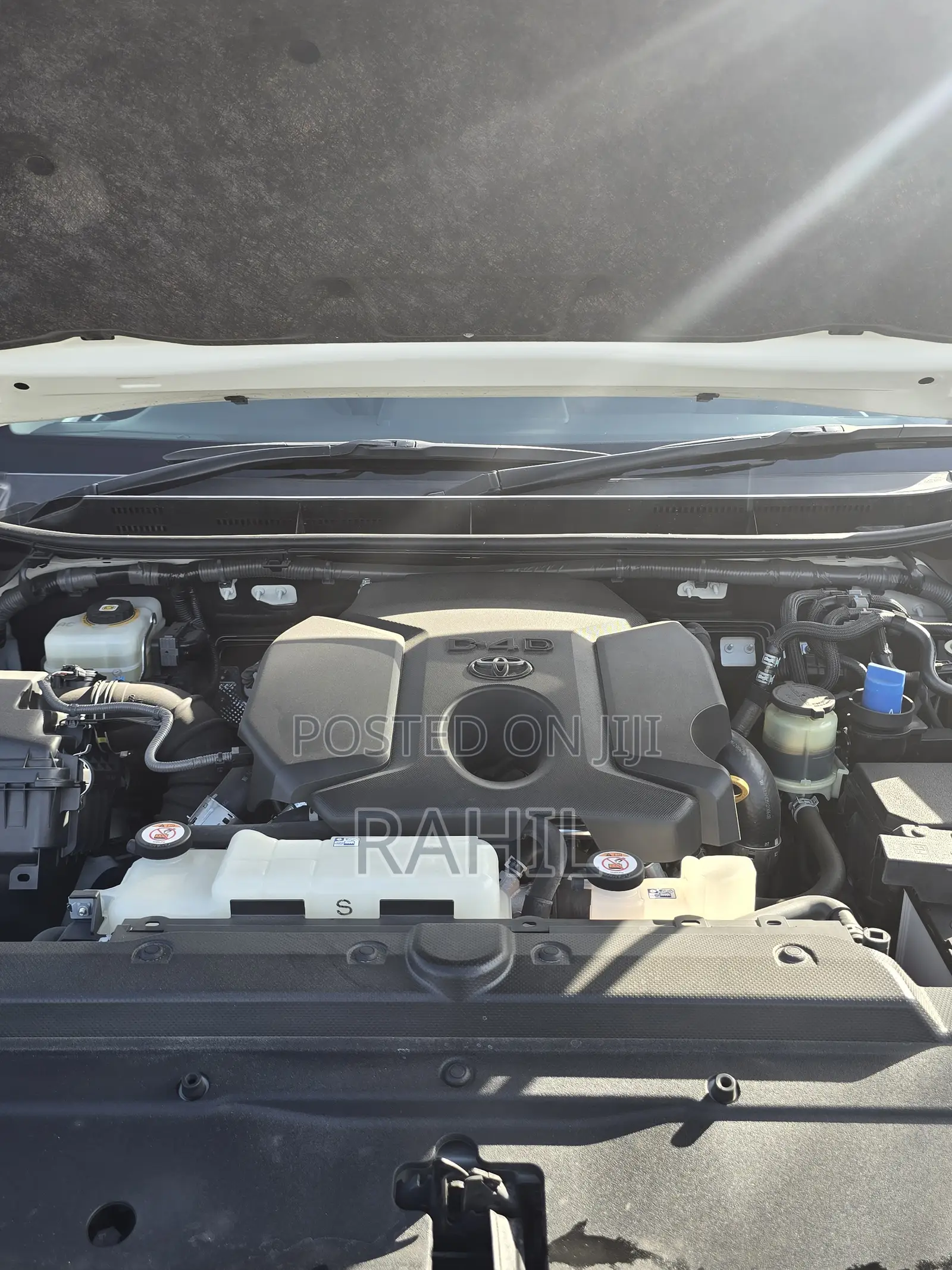 Toyota Land Cruiser Prado 2.8 2020 White