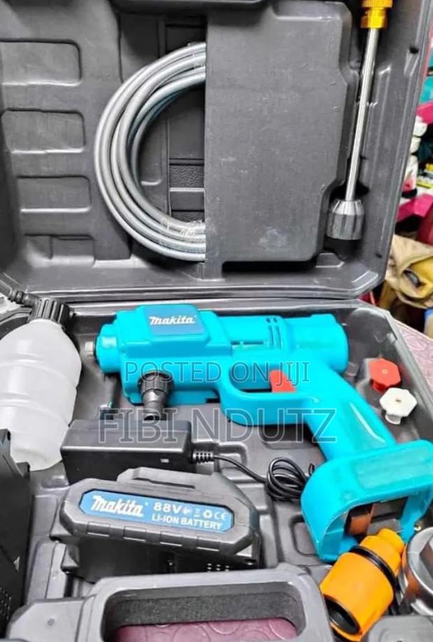 Powerful Cordless Makita Carwash Machine/ - thumbnail 2