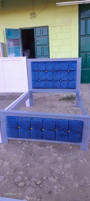 Blue 4*6 Chester Bed