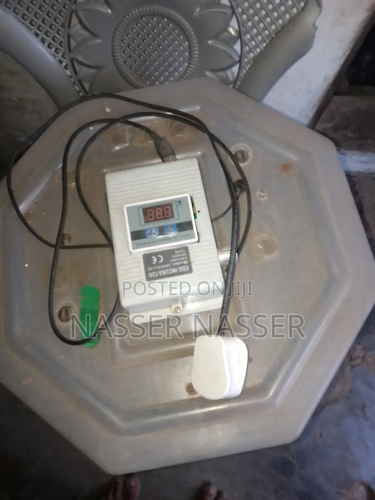 Used Incubator for Sale,Still in Gud Working Condition