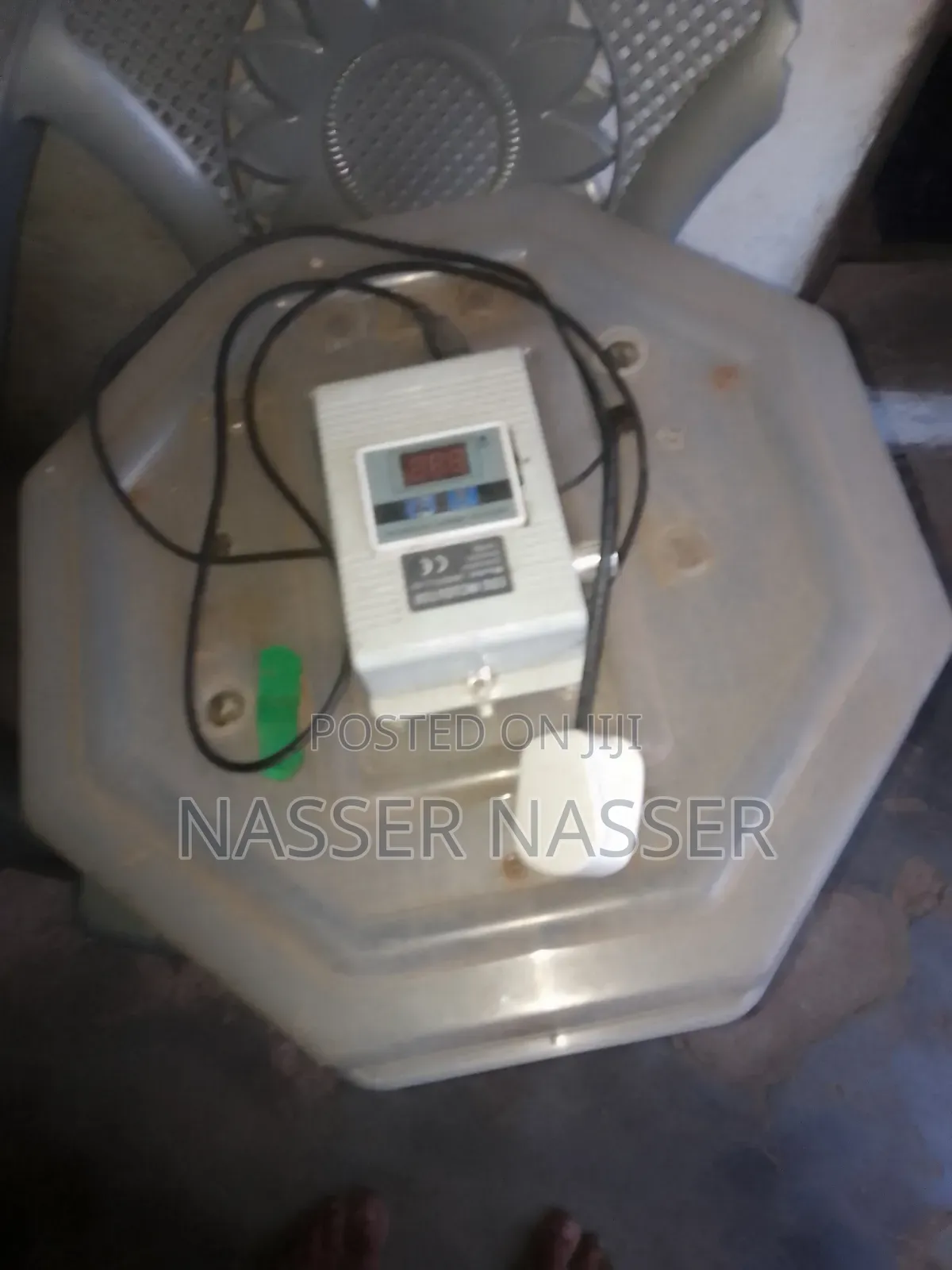 Used Incubator for Sale,Still in Gud Working Condition