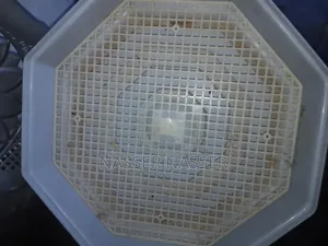 Used Incubator for Sale,Still in Gud Working Condition