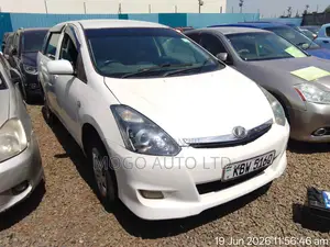 Toyota Wish 2006 White