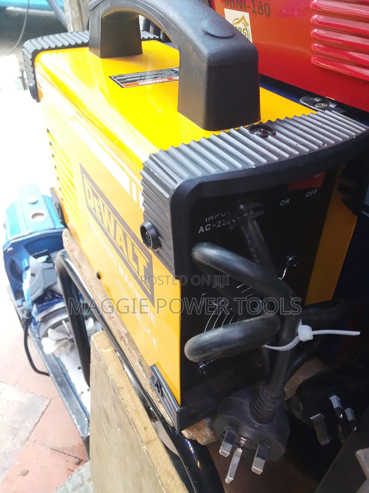 Well Performing and Professional Welding Machine/Dewalt Welding Machin