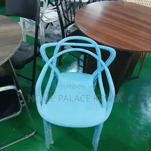 Plastic Chair: Entangled Back Molded Kitchen Chair
