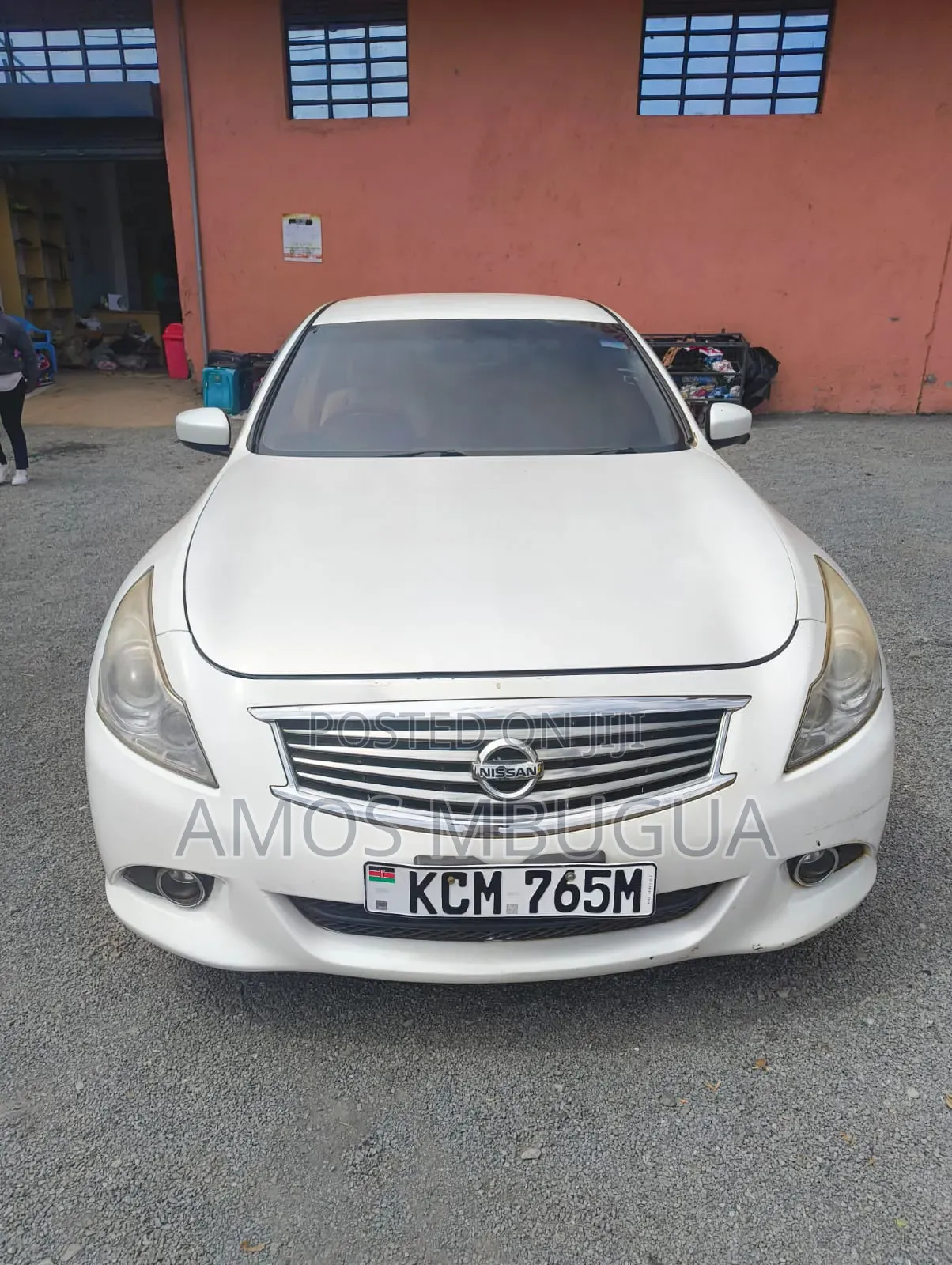 Nissan Skyline 2012 White