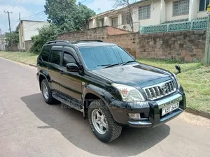 Toyota Land Cruiser Prado 2005