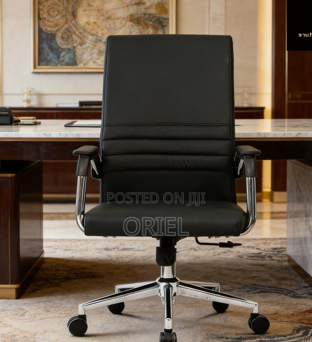Office Chair : Office Visitor Leather Padded Chair