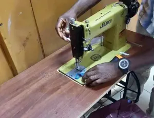 Top Juki Ta2 Industrial Sewing Machine Made in India With Local Table