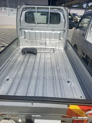 Suzuki Every Wagon 2018 Silver