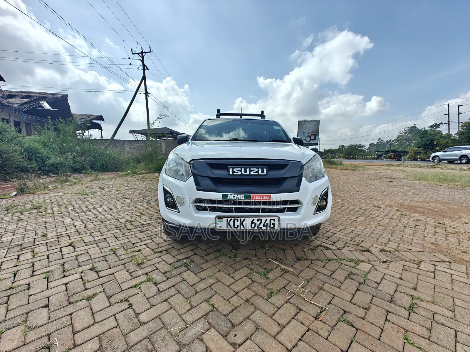 Isuzu D-MAX 2016 White