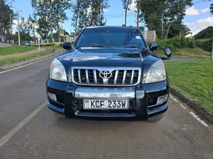 Toyota Land Cruiser Prado 2006 White