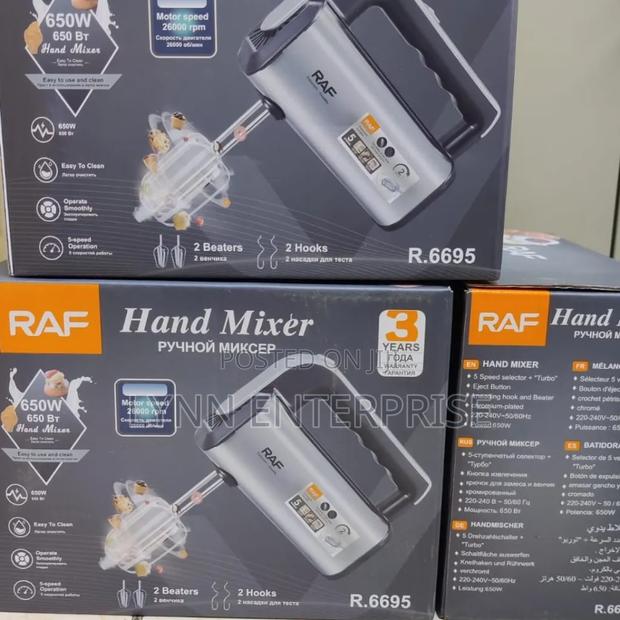 *Raf Handmixer 650w