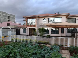 9bdrm House in Kitengela for sale