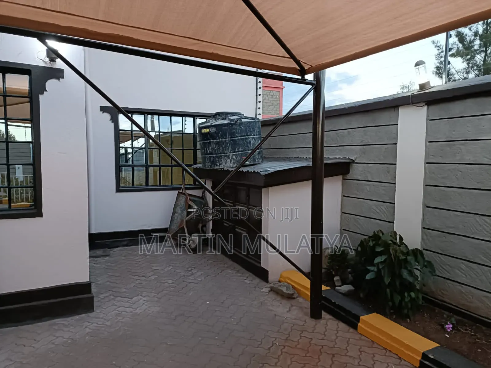 9bdrm House in Kitengela for sale