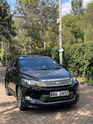Toyota Harrier 2.0 2014 Black