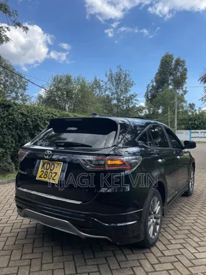 Toyota Harrier 2.0 2014 Black