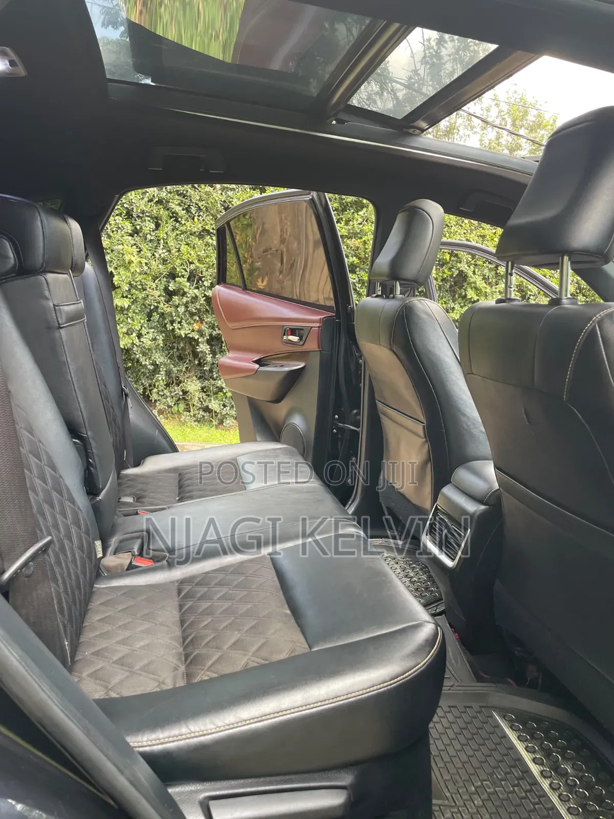 Toyota Harrier 2.0 2014 Black