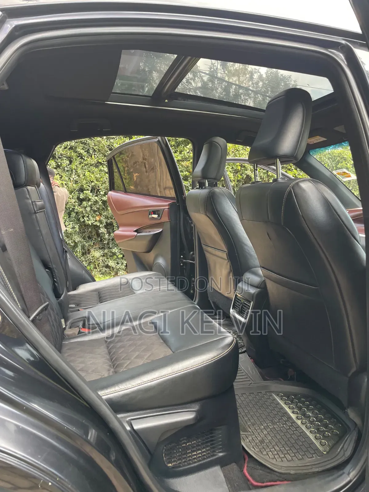 Toyota Harrier 2.0 2014 Black