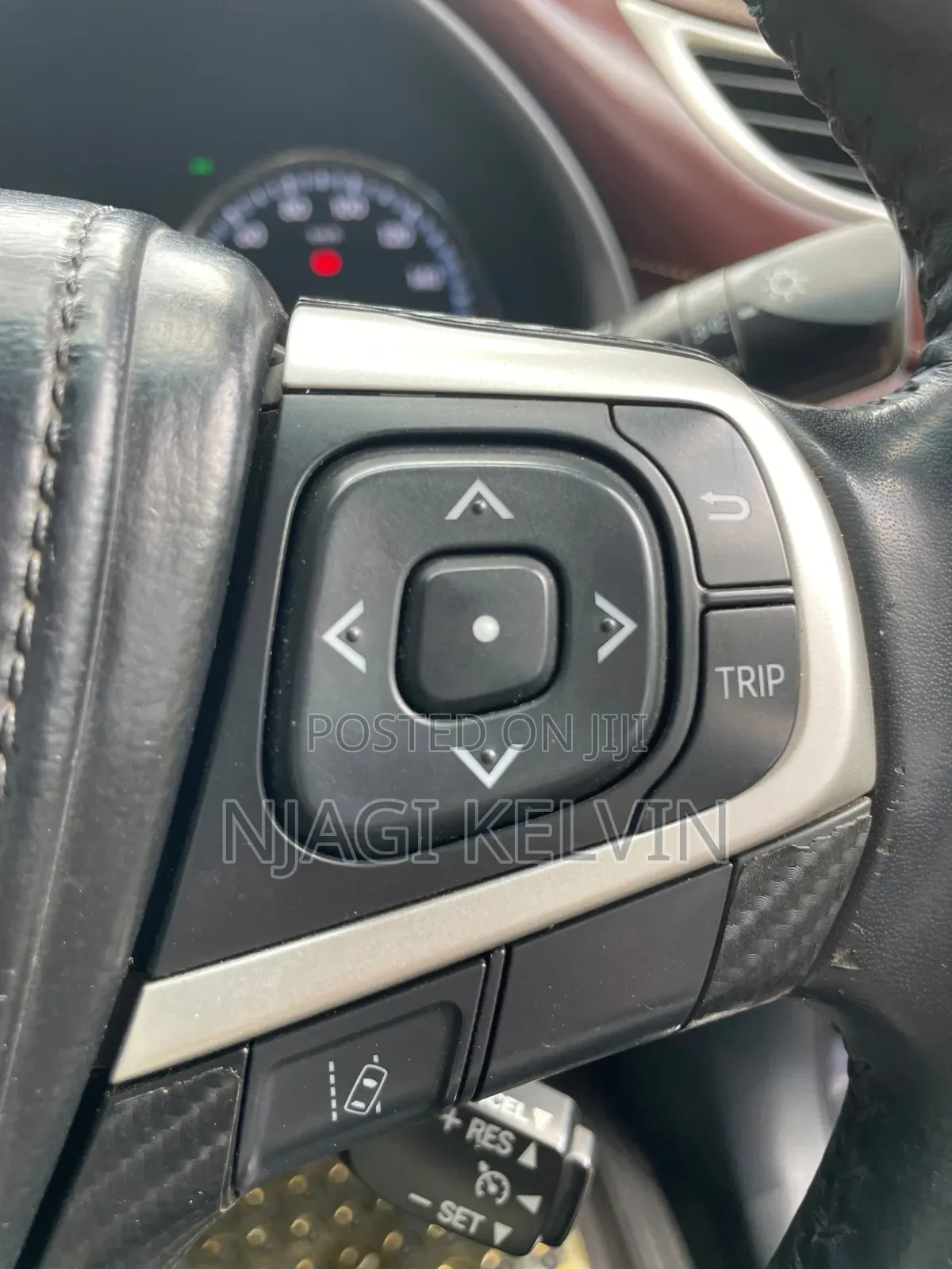 Toyota Harrier 2.0 2014 Black