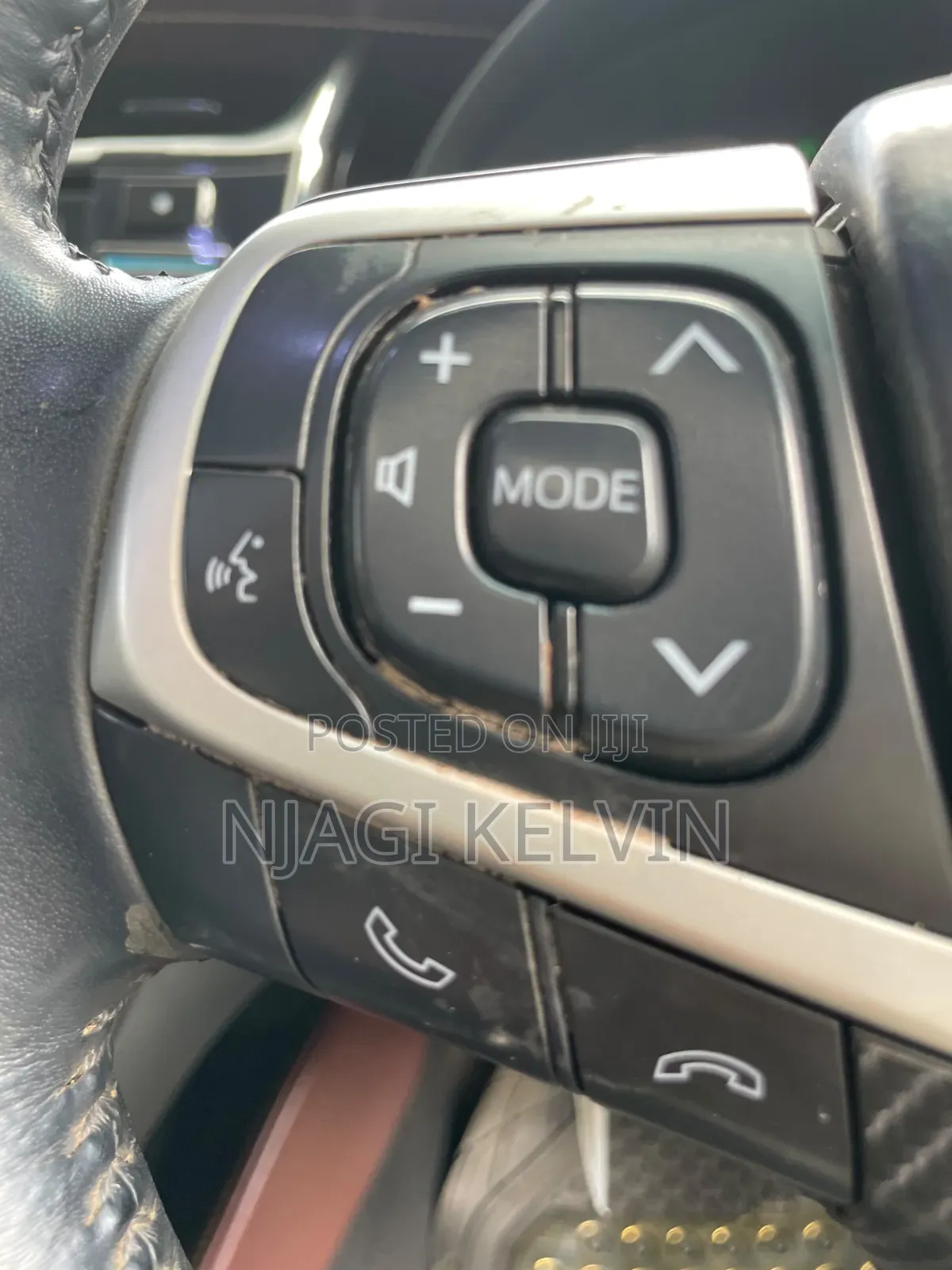 Toyota Harrier 2.0 2014 Black