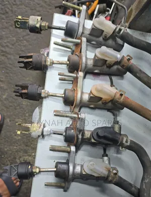 Upper Clutch Cylinders Toyota Premio 240 and Premio 260