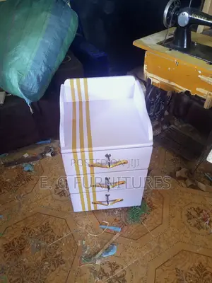 White Bed Box