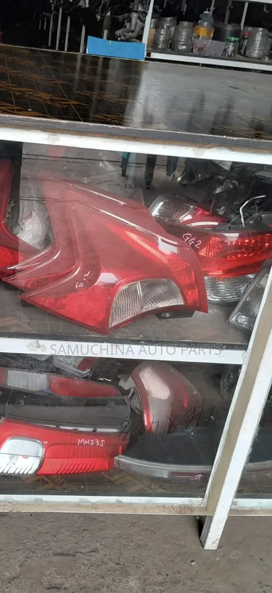 Tail Light Nissan Note E12
