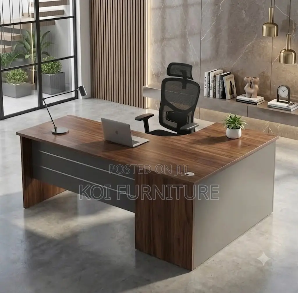 Office Desk; 1.6 Meters Curved Office Study Table