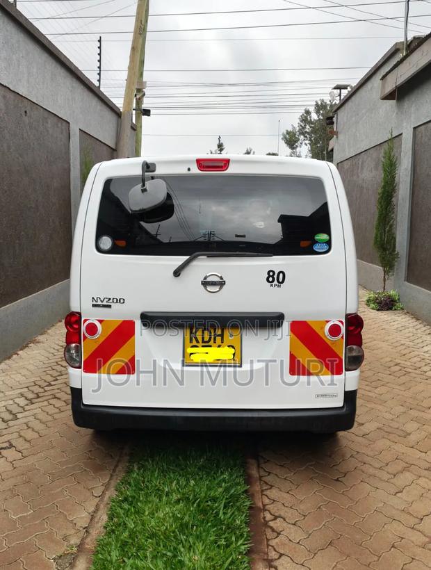 Nissan NV200 2015 White - thumbnail 2